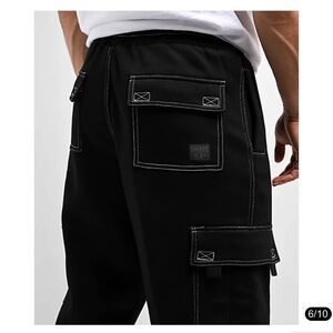 Heavyweights  black Sweatpants with Comfortable Fit